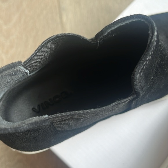 Vince Newlyn Black Suede Platform Waterproof Sneaker (Women's 6.5) - Picture 10 of 13